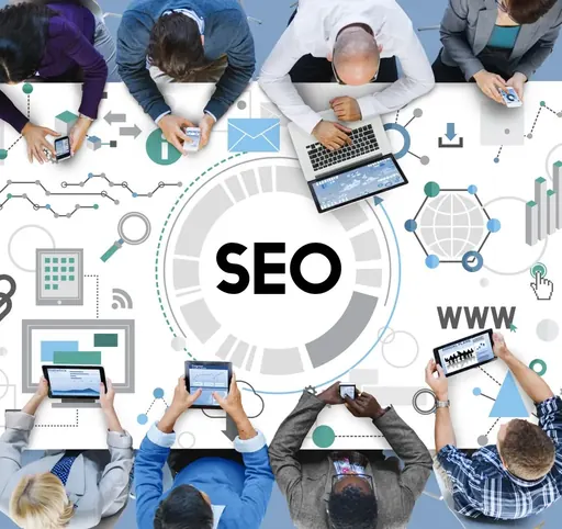 Como integrar SEO, Google Ads e Redes Sociais em uma Estratégia de Marketing Digital coesa?